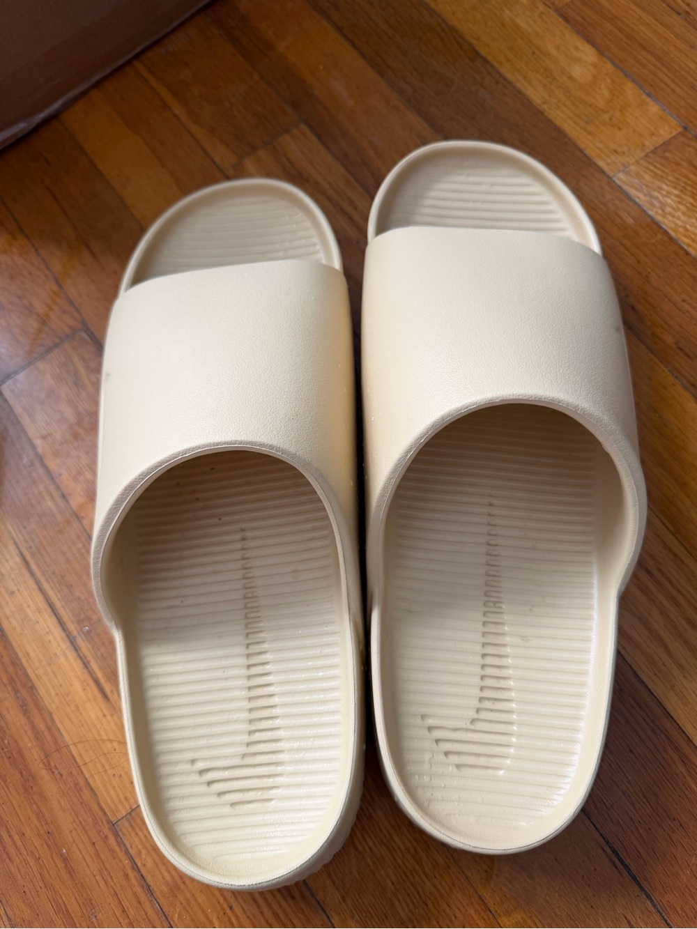 Nike Cream Slide Sandals